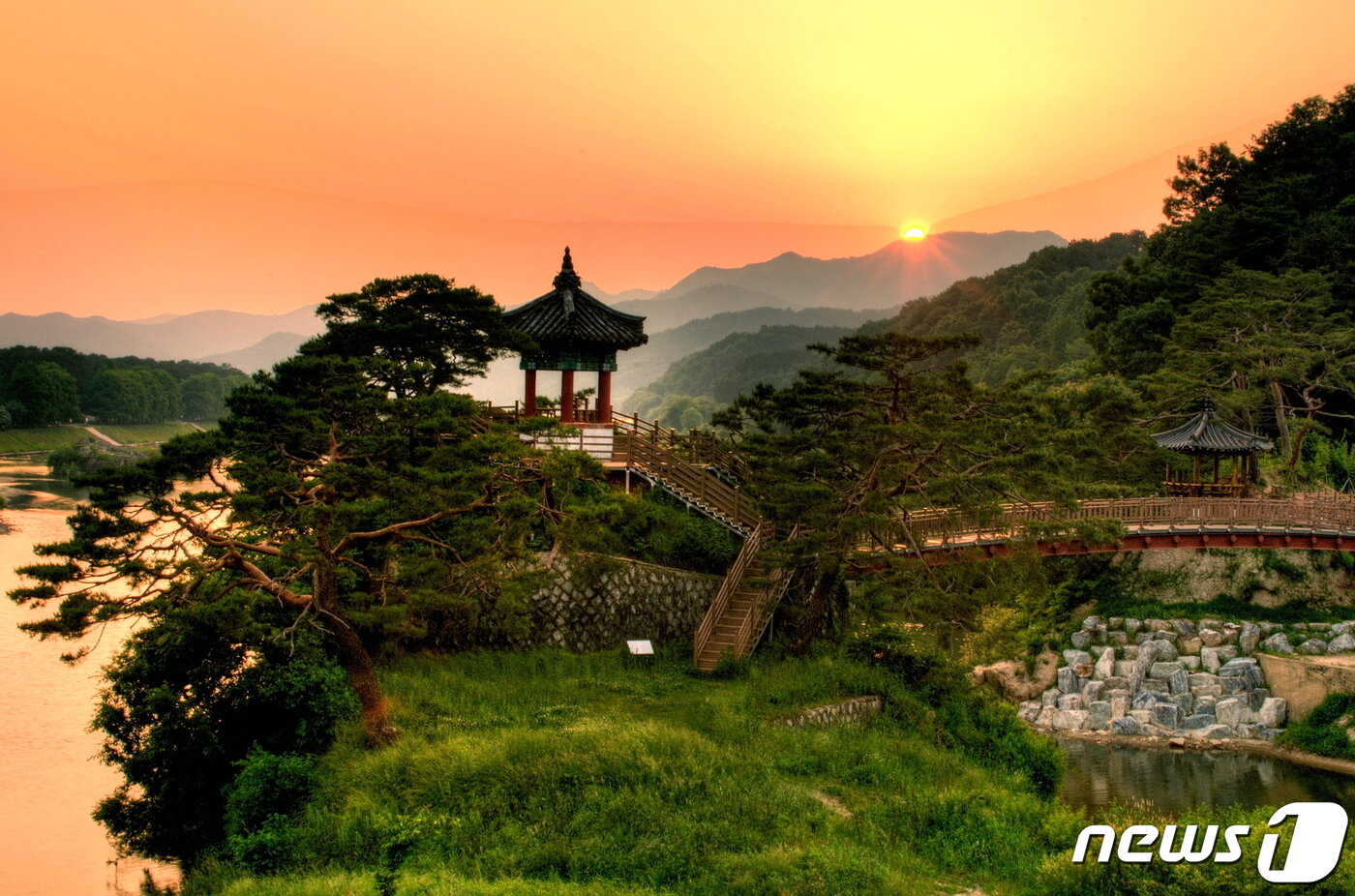 본문 이미지 - 양산팔경 금강둘레길 강선대 ⓒ 뉴스1
