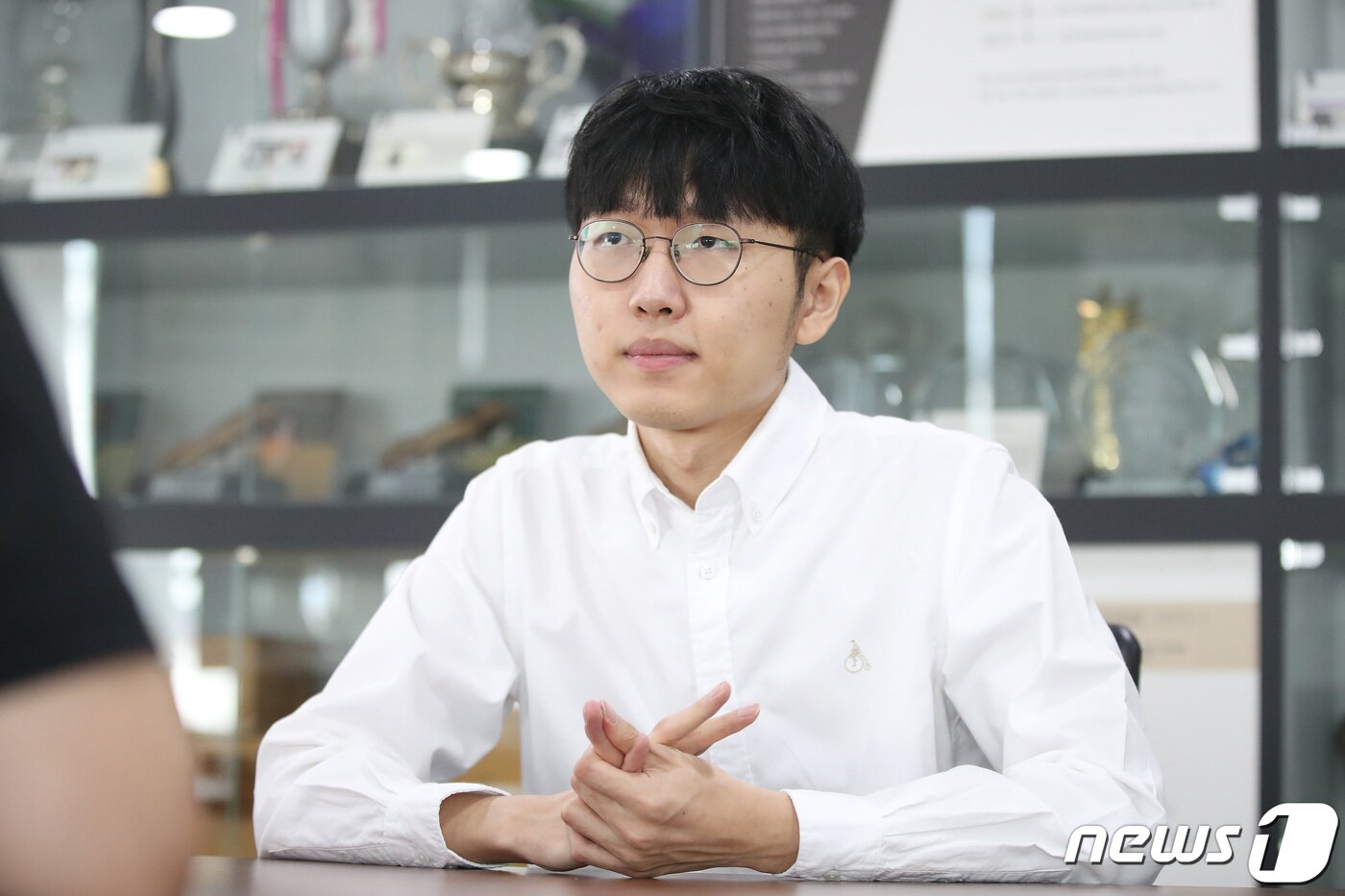 본문 이미지 - 바둑기사 신진서 9단이 16일 오후 서울 성동구 마장로 한국기원에서 뉴스1과 인터뷰를 갖고 있다. 2021.9.16/뉴스1 ⓒ News1 임세영 기자