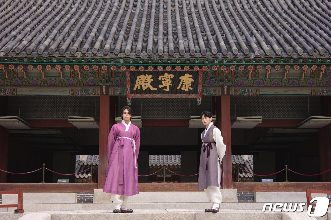 본문 이미지 - 배우 유환, 차우민 / 저스트엔터테인먼트 제공 ⓒ 뉴스1