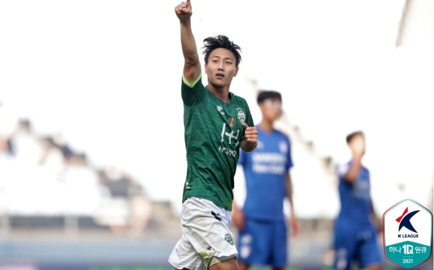 본문 이미지 - 전북 현대의 미드필더 백승호. (한국프로축구연맹 제공) ⓒ 뉴스1