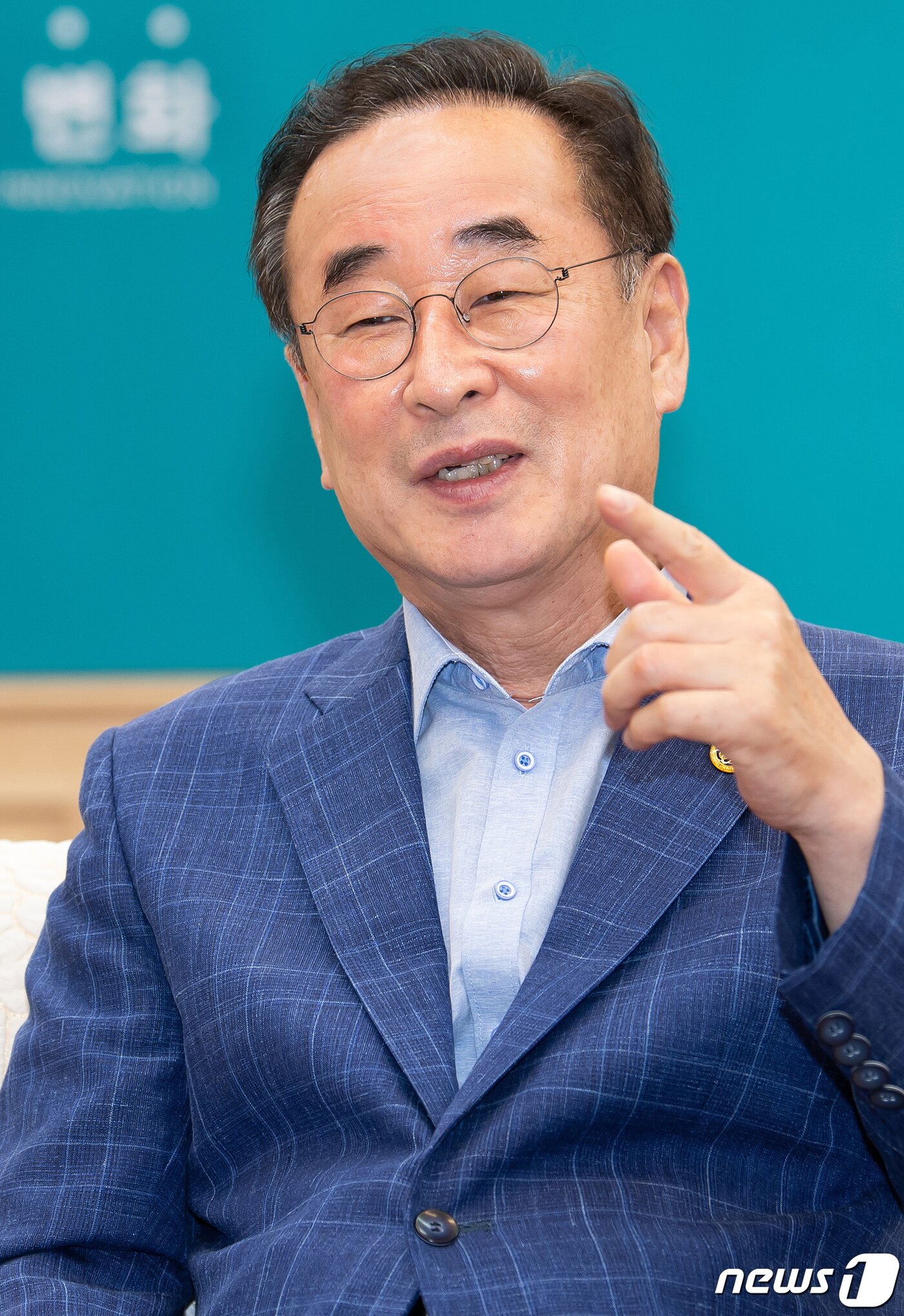 본문 이미지 - 장세용 구미시장이 20일 뉴스1과 인터뷰를 하고 있다. (구미시 제공) 2021.9.20/뉴스1 ⓒ News1 정우용 기자