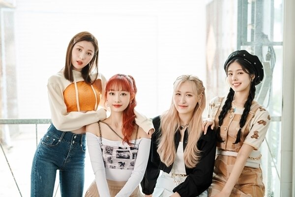 스카이리, 후속곡 '다다다' 활동 시작…24일 '뮤뱅' 최초 공개 - 뉴스1 스카이리, 후속곡 '다다다' 활동 시작…24일 '뮤뱅' 최초 공개 - 뉴스1