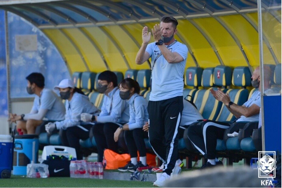 본문 이미지 - 콜린 벨 여자 축구대표팀 감독. (대한축구협회 제공) .ⓒ 뉴스1