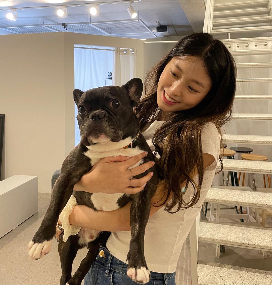 본문 이미지 - 설현 / 사진=설현 인스타그램 ⓒ 뉴스1