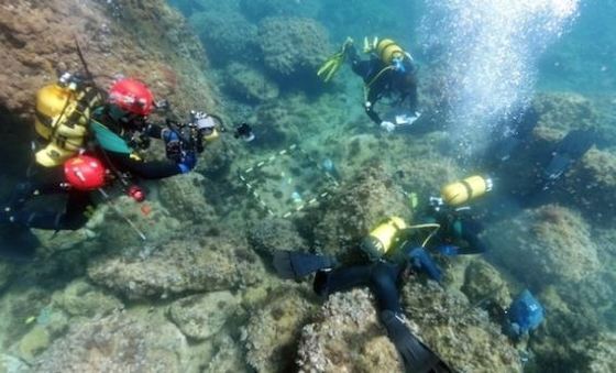 Divers Cleaning The Seabed Find Heaps Of 1500 Year Old Roman Gold Coins Newsdir3