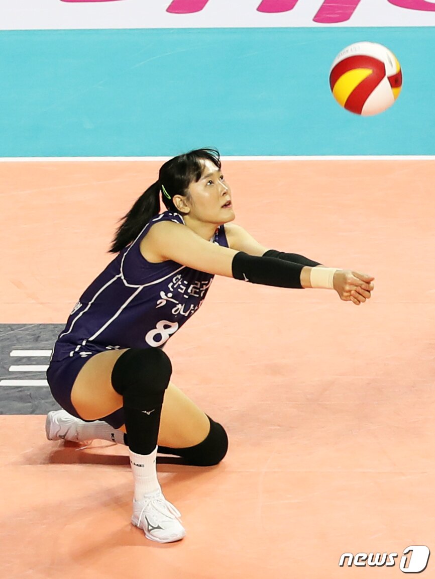 본문 이미지 - IBK기업은행으로 이적한 리베로 임명옥. /뉴스1 DB ⓒ News1 정진욱 기자