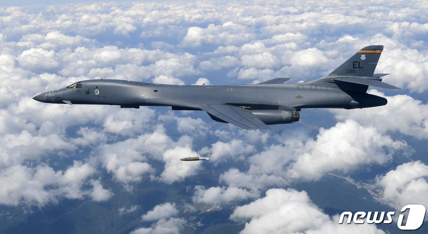 미 공군 전략폭격기 B-1B &#39;랜서&#39; ⓒ AFP=뉴스1