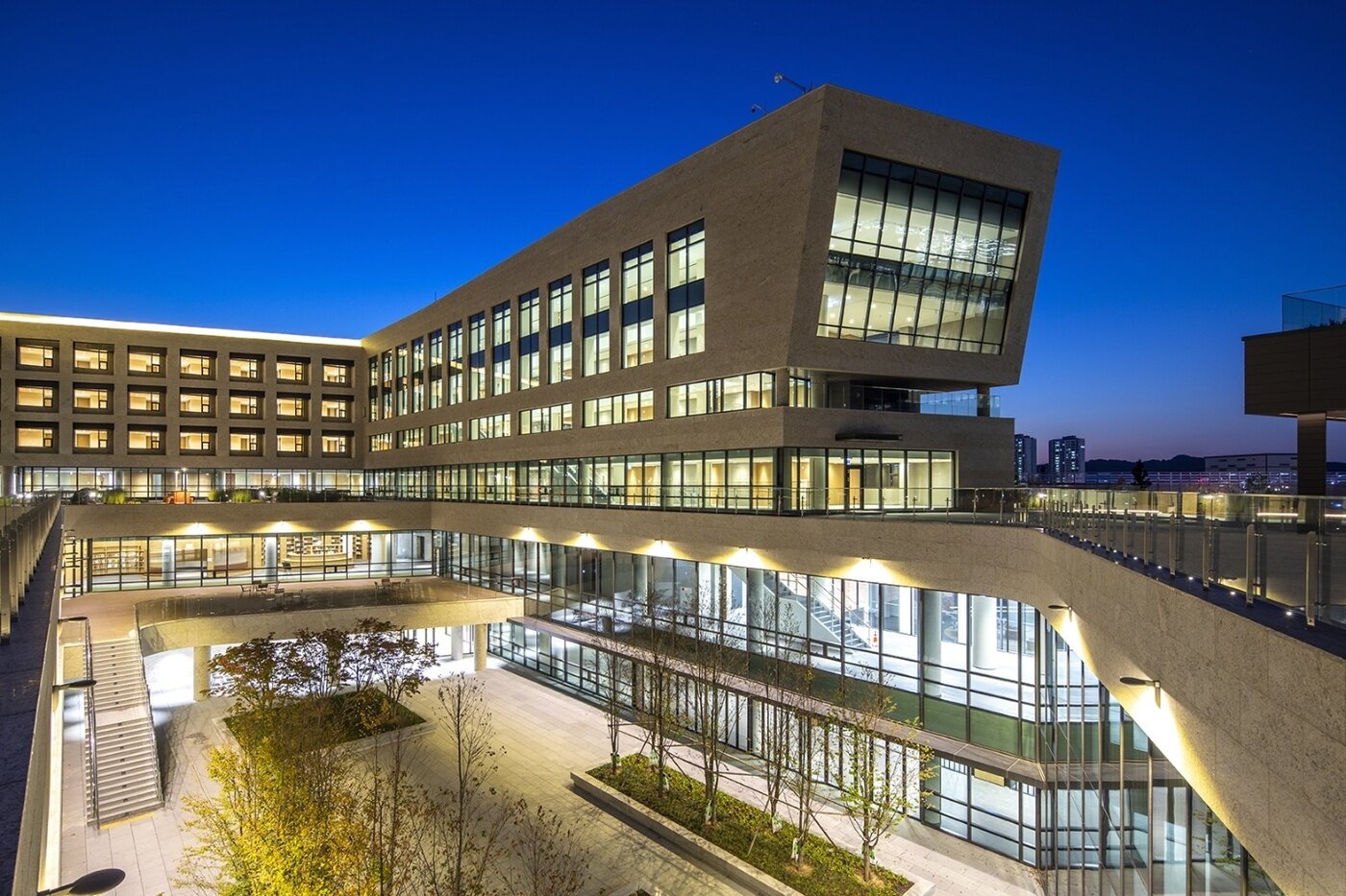 본문 이미지 - 롯데인재개발원 오산캠퍼스 전경 (롯데지주 제공) ⓒ 뉴스1