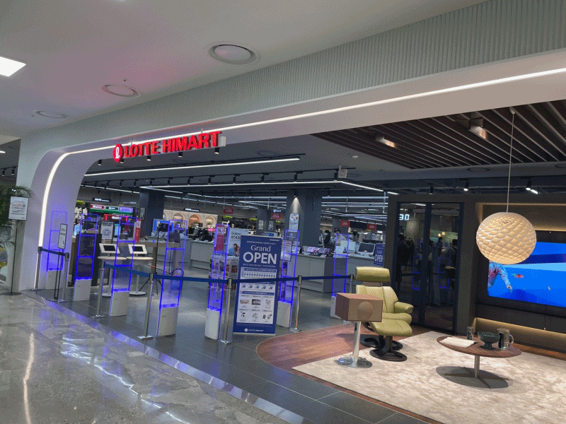 본문 이미지 - 맥스 상무점에서는 하이마트, 한샘, 다이소, 보틀벙커 매장이 운영된다. ⓒ 뉴스1 신민경 기자