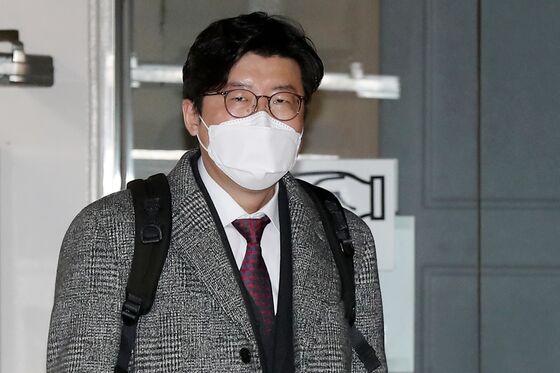 검찰, '김학의 허위보고서' 이규원 항소심서 공소장 변경 신청