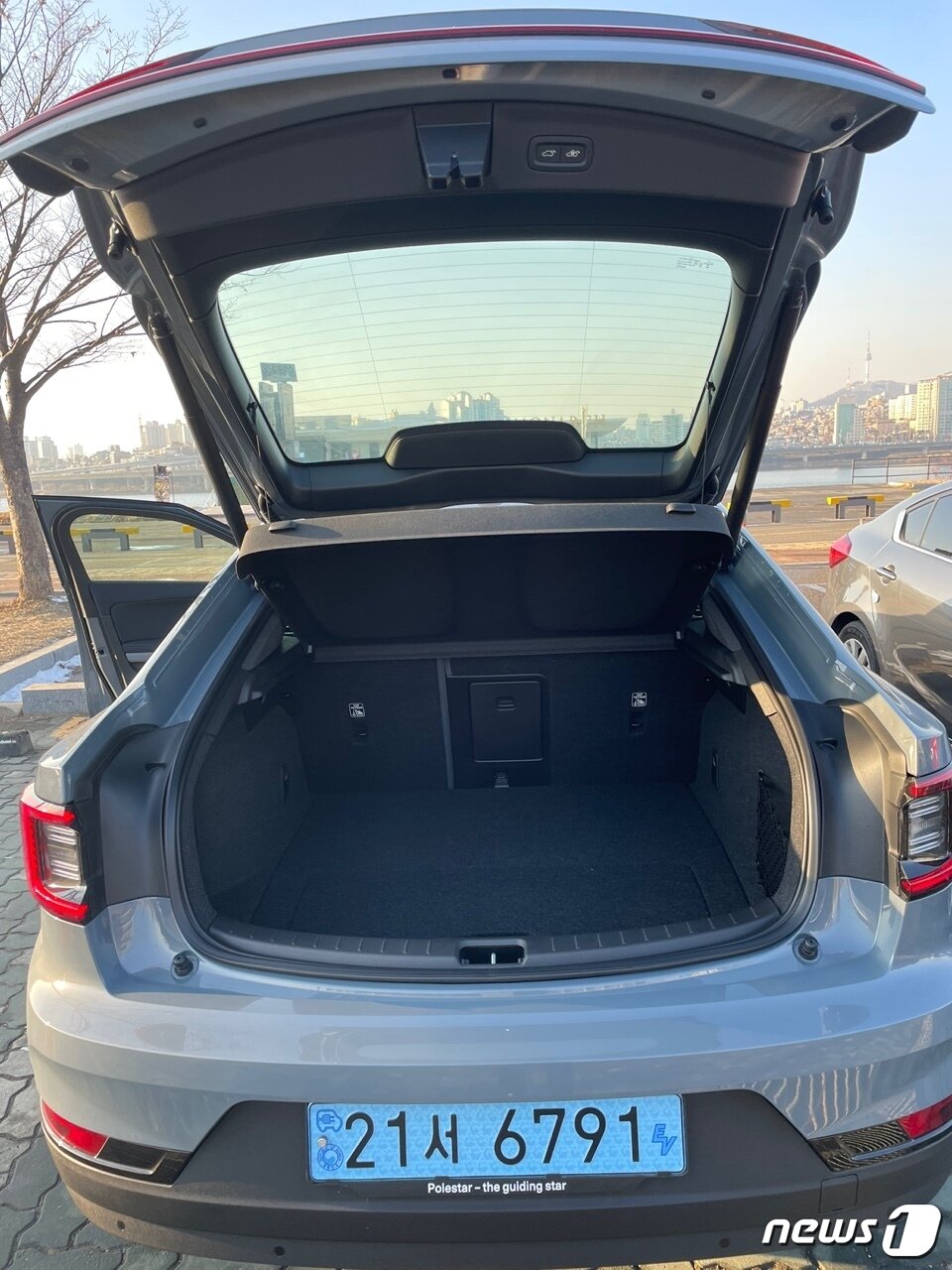 본문 이미지 - 폴스타2. ⓒ 뉴스1