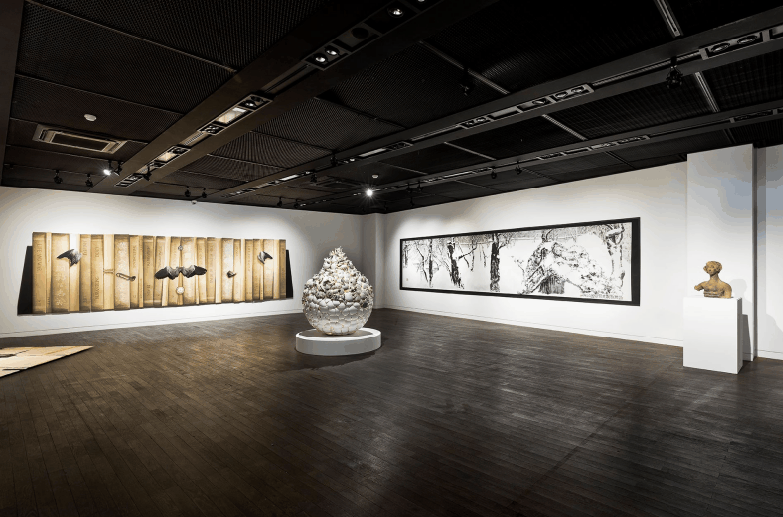 본문 이미지 - '신소장품 2020-2021'전 전시전경ⓒ 뉴스1