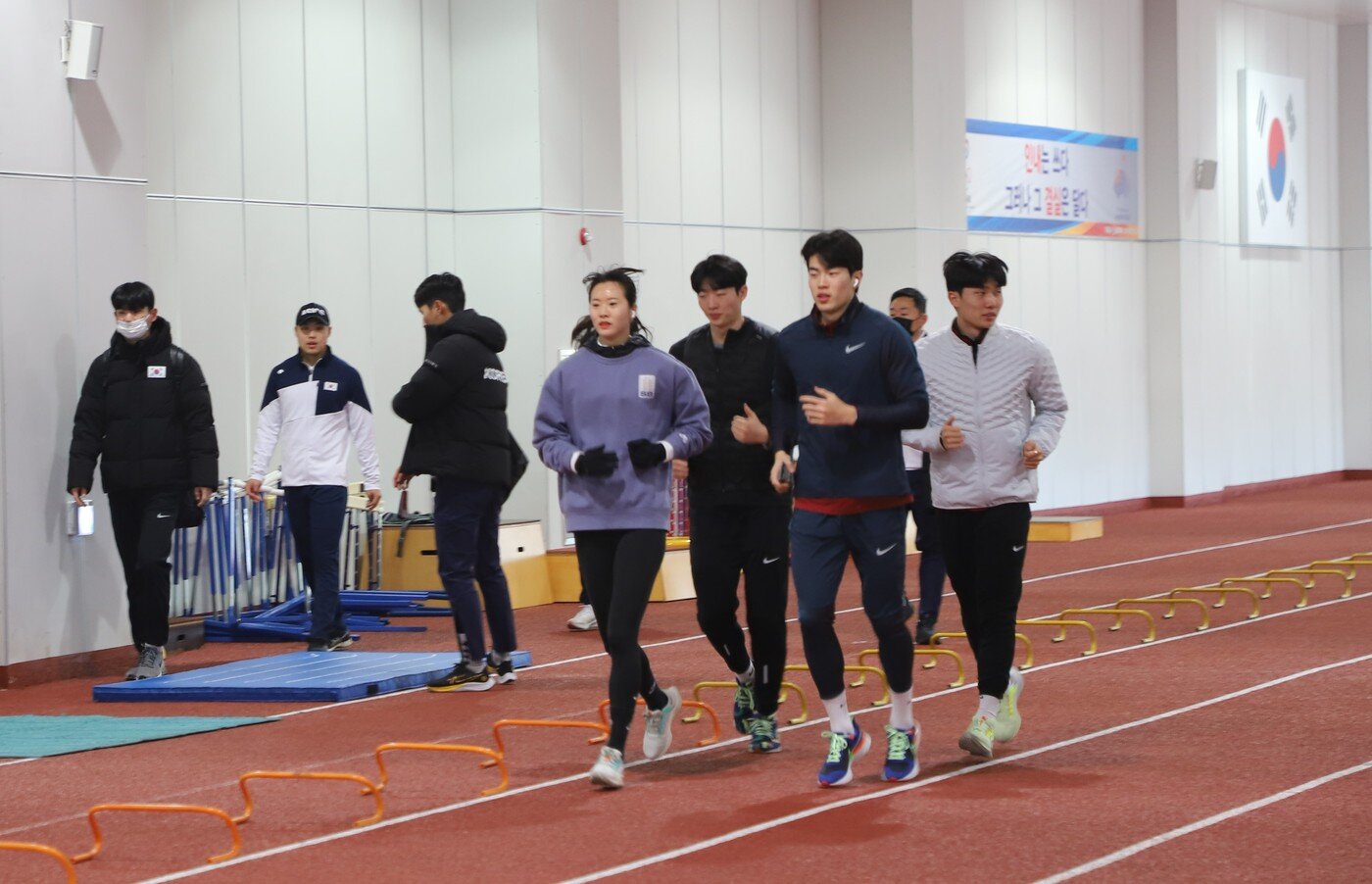 본문 이미지 - 진천선수촌에서 훈련중인 육상 대표팀의 모습 (대한육상연맹 제공) ⓒ 뉴스1