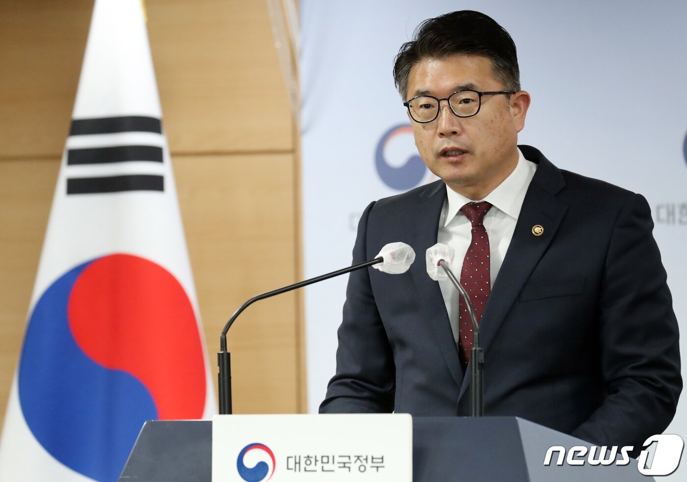 본문 이미지 - 장상윤 교육부 차관이 11일 오후 서울 종로구 세종대로 정부서울청사에서 제1차 기초학력 보장 종합계획(2023~2027) 발표를 하고 있다. 2022.10.11/뉴스1 ⓒ News1 김명섭 기자