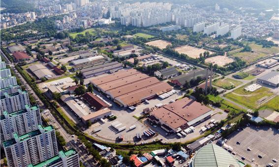 담장 막혔던 캠프마켓·부영공원 연결됐다…9500㎡ 추가 개방
