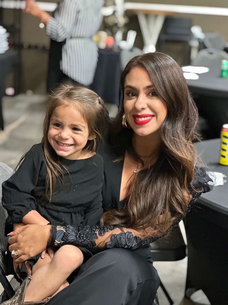 본문 이미지 - 가르시아 모녀. (굿모닝 아메리카 갈무리)