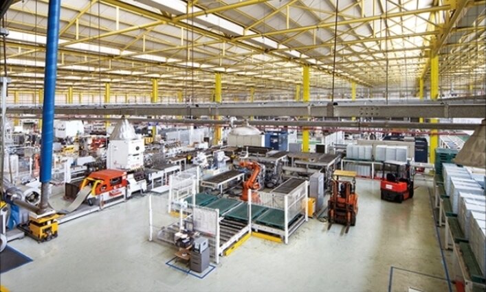 본문 이미지 - 퍼시스그룹 안성공장(데스커 홈페이지 갈무리)