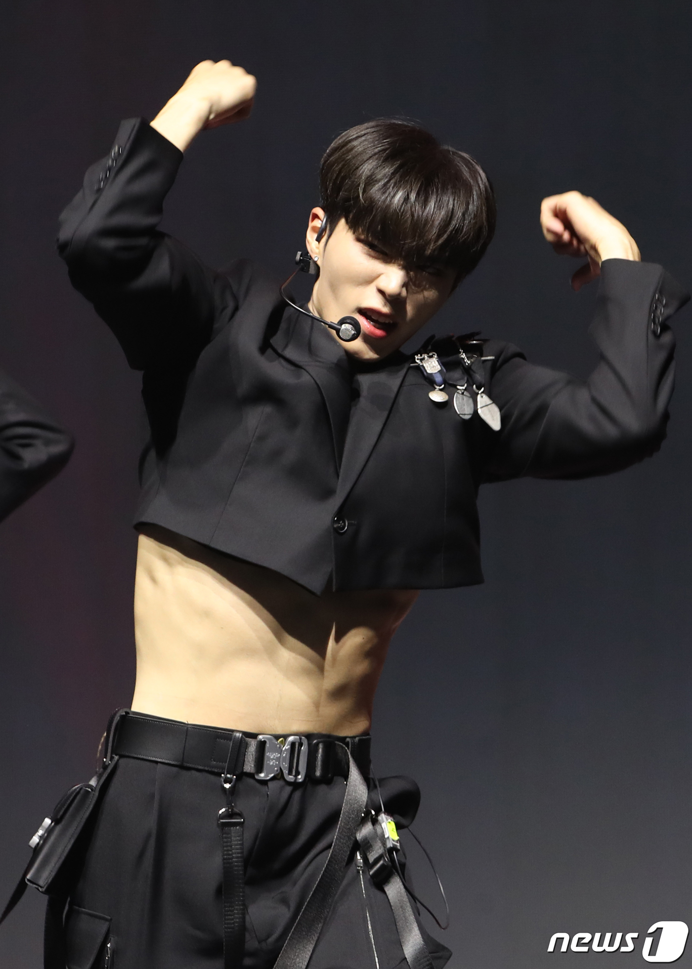 (서울=뉴스1) 권현진 기자 = 그룹 위아이(WEi)의 김준서가 19일 오후 서울 양천구 로운아트홀에서 가진 다섯 번째 미니 앨범 'Love Pt.2 : Passion' 쇼케이스에 …