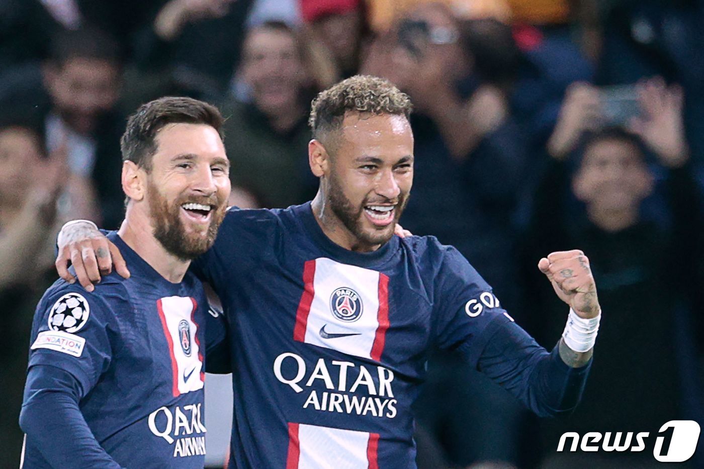 본문 이미지 - 메시(왼쪽)와 네이마르 ⓒ AFP=뉴스1