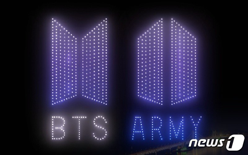 본문 이미지 - BTS 드론쇼.(부산 수영구 제공)