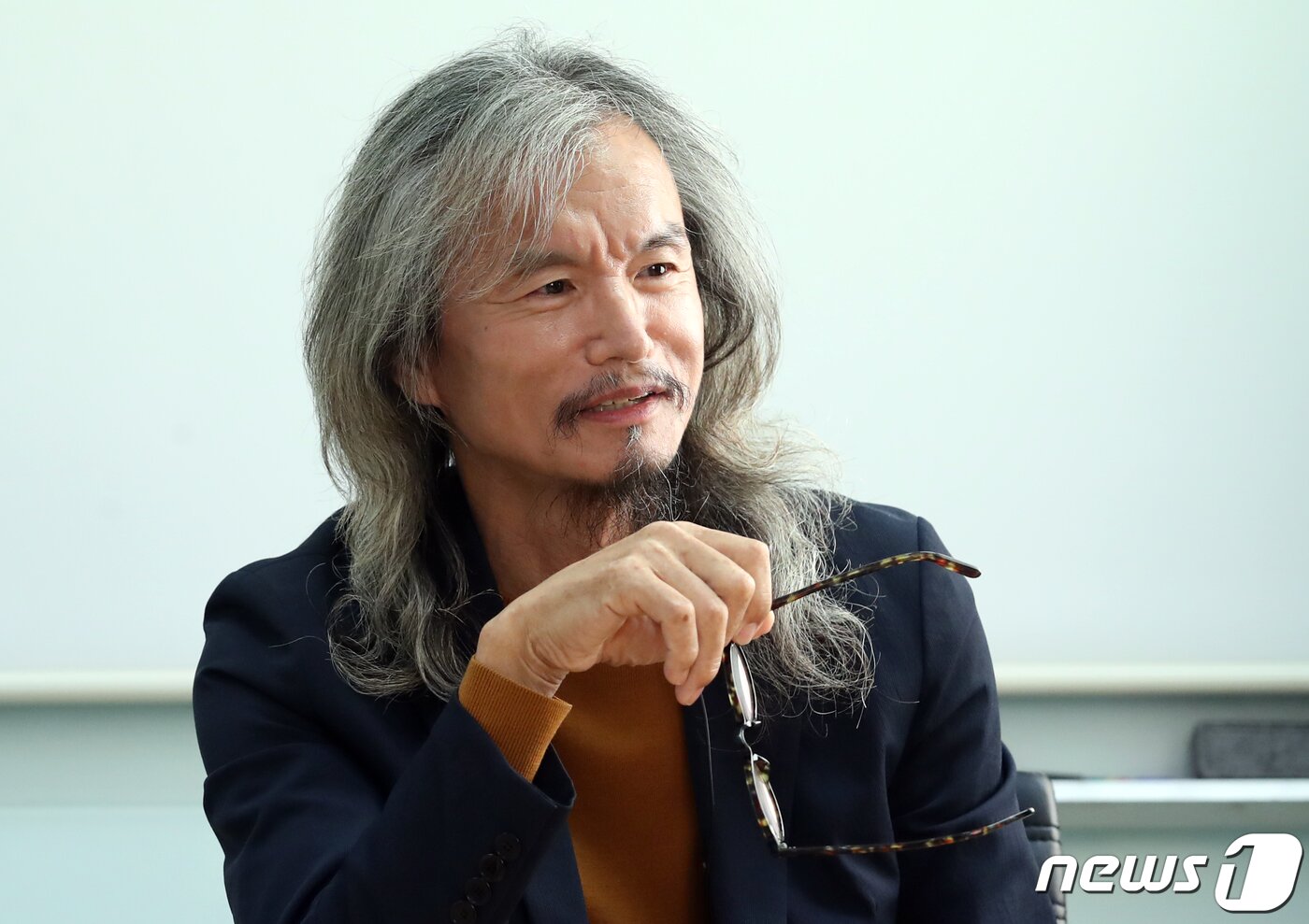 본문 이미지 - 서울시 택시정책과장을 지낸 공무원 출신 택시 기사 양완수씨. 2022.10.7/뉴스1 ⓒ News1 송원영 기자