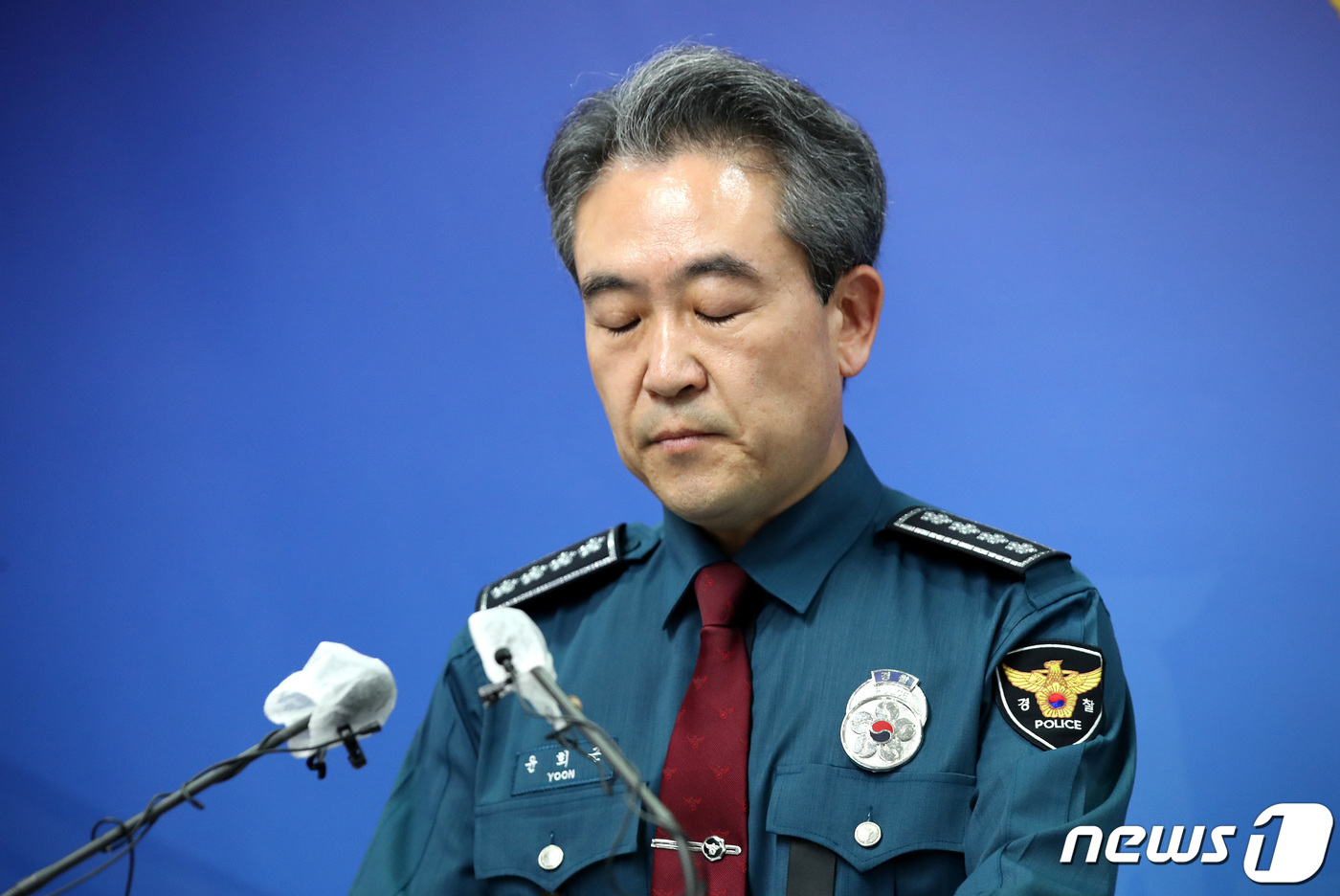 (서울=뉴스1) = 윤희근 경찰청장이 1일 오전 서울 서대문구 경찰청 브리핑룸에서 이태원 사고와 관련해 입장을 밝히고 있다. 2022.11.1/뉴스1