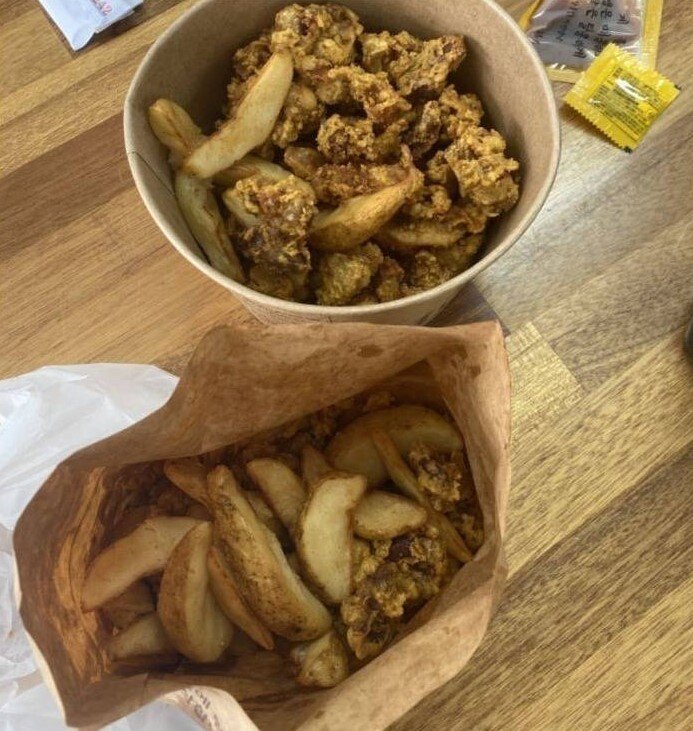 본문 이미지 - A씨가 시킨 치킨 4마리. (온라인 커뮤니티 갈무리)