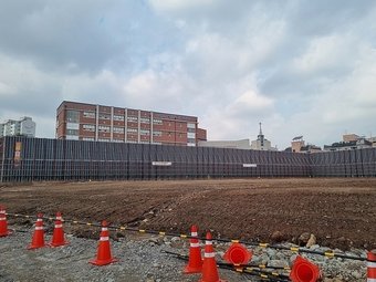 본문 이미지 -  인천계양 테크노밸리 공공주택지구 앞 초등학교. 신현우 기자 /뉴스1