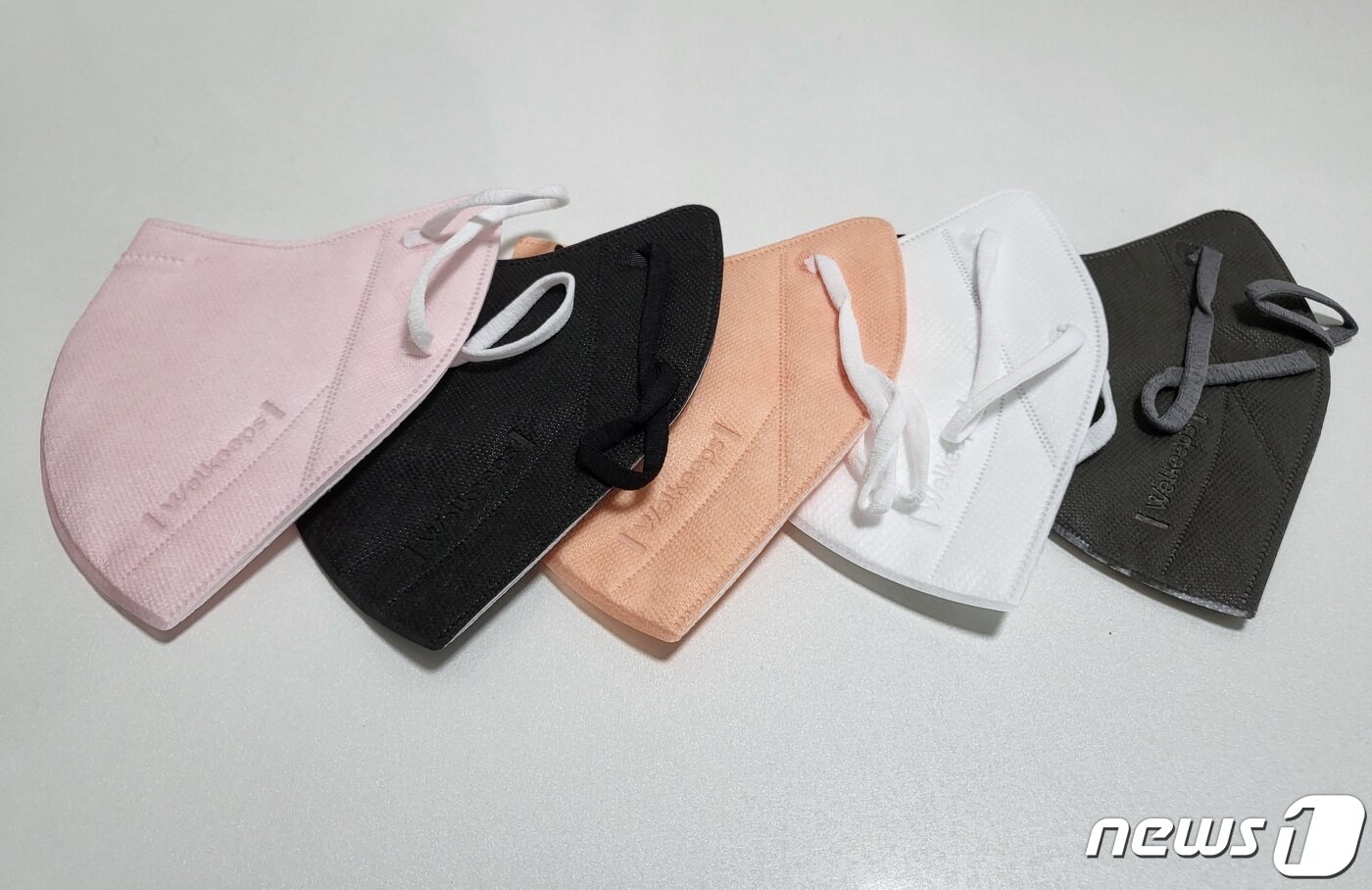 본문 이미지 - 웰킵스 컴포트에어 마스크 KF94 .ⓒ 뉴스1 신윤하 기자