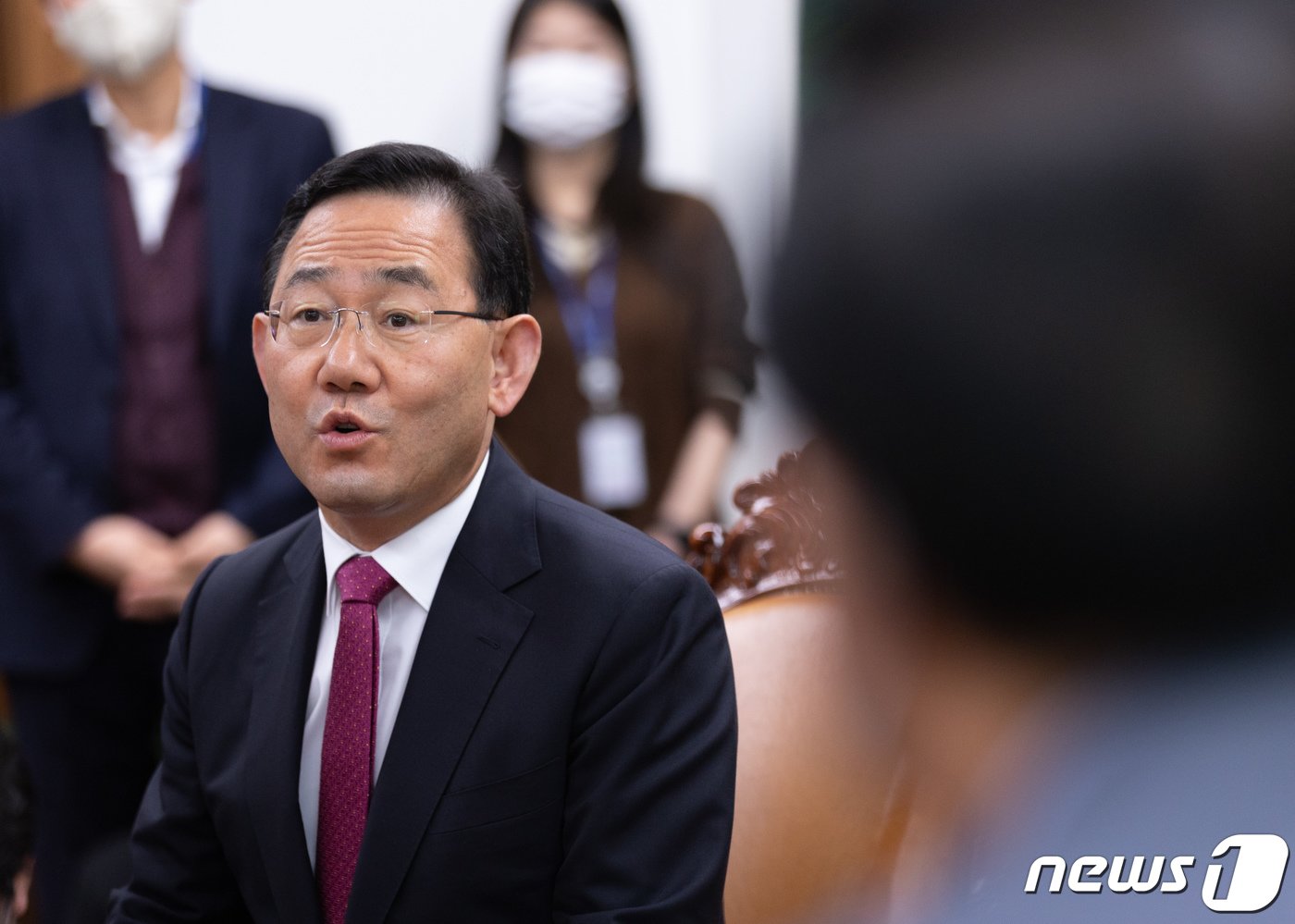 본문 이미지 - 주호영 국민의힘 원내대표가 21일 오후 서울 여의도 국회에서 열린 국회의장 주재 교섭단체 원내대표 주례회동에서 발언을 하고 있다./뉴스1 ⓒ News1 이재명 기자