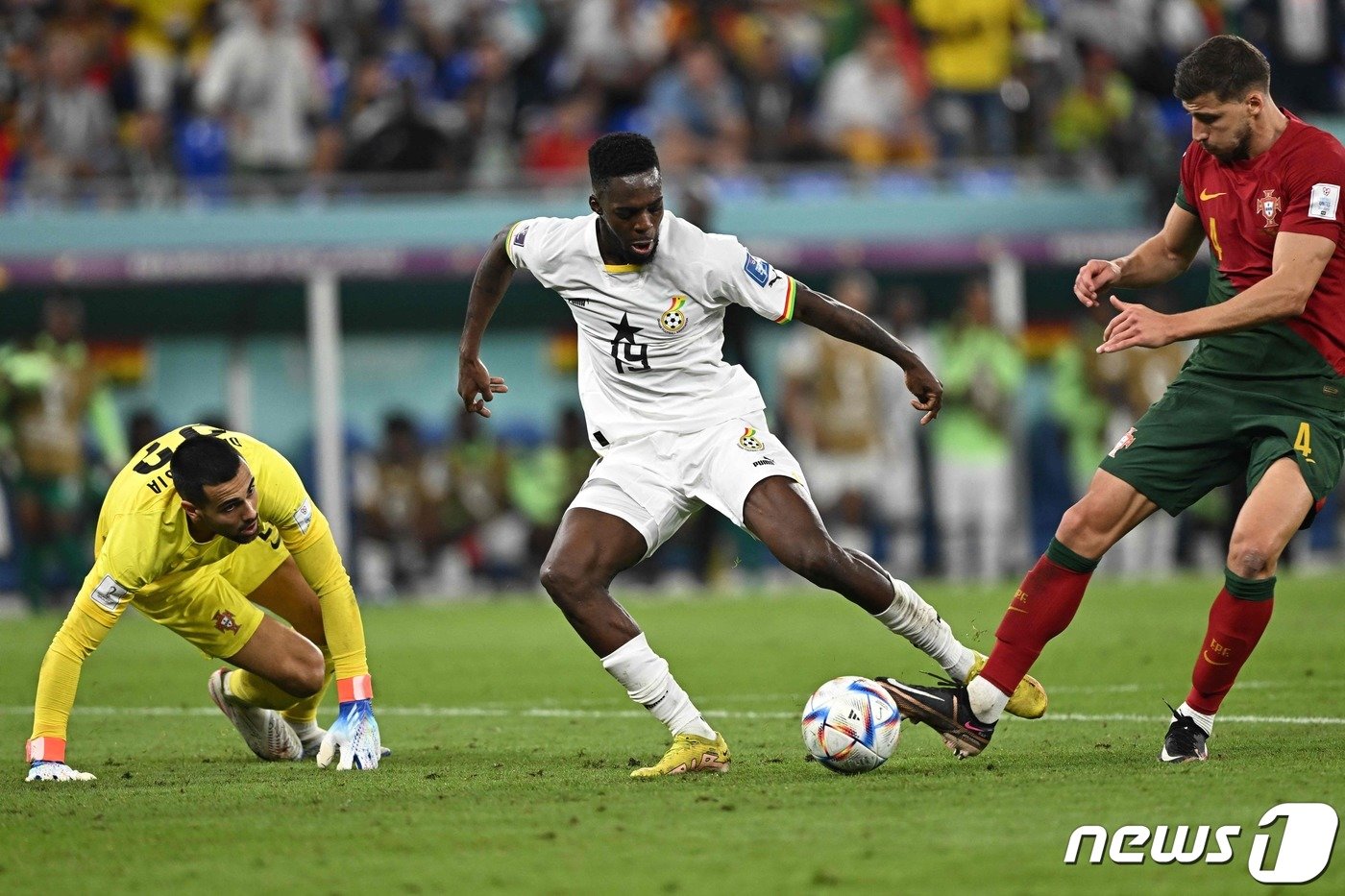 본문 이미지 - 가나 대표팀의 이냐키 윌리엄스 ⓒ AFP=뉴스1