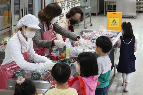 학교 급식·식재료부터 무인점포까지…가을 신학기 위생점검