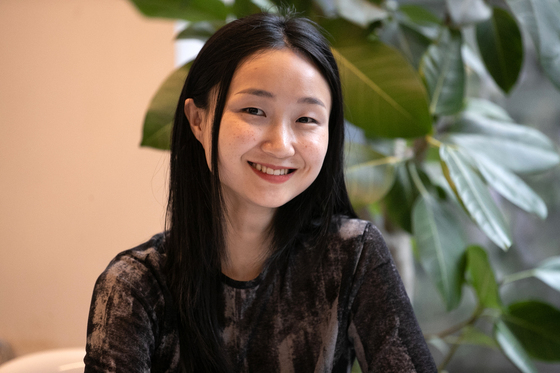 "왜 번거롭게 사랑해야 할까"…이슬아가 찾은 문학 읽기의 이유