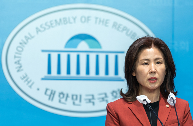 국힘 김미애 "보행 안전은 생명 문제"…불법 적치물 신속 대집행법 발의