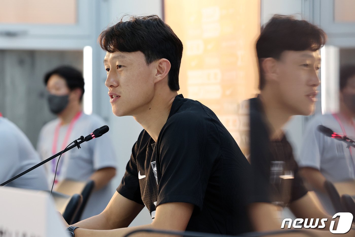 파울루 벤투 감독이 이끄는 대한민국 축구대표팀의 이재성이 30일 오후&#40;현지시간&#41; 카타르 도하 알에글라 트레이닝센터에서 진행될 예정인 훈련에 앞서 기자회견을 하고 있다. 2022.11.30/뉴스1 ⓒ News1 이동해 기자