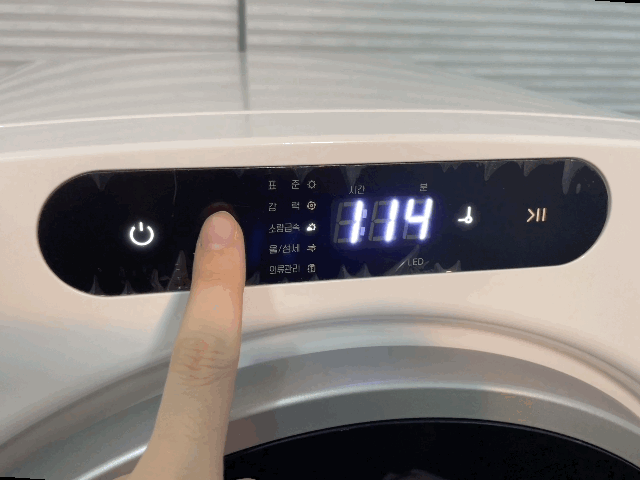 본문 이미지 - 전원 오른쪽 버튼을 이용해 표준, 강력, 소량급속 등 모드를 선택할 수 있다. ⓒ News1 이민주 기자