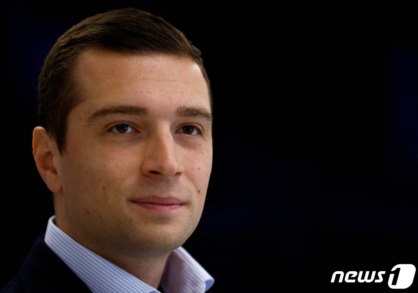 본문 이미지 - 프랑스 국민연합의 당대표로 선출된 조르당 바르델라. 2022.11.05. ⓒ 로이터=뉴스1 ⓒ News1 정윤영 기자