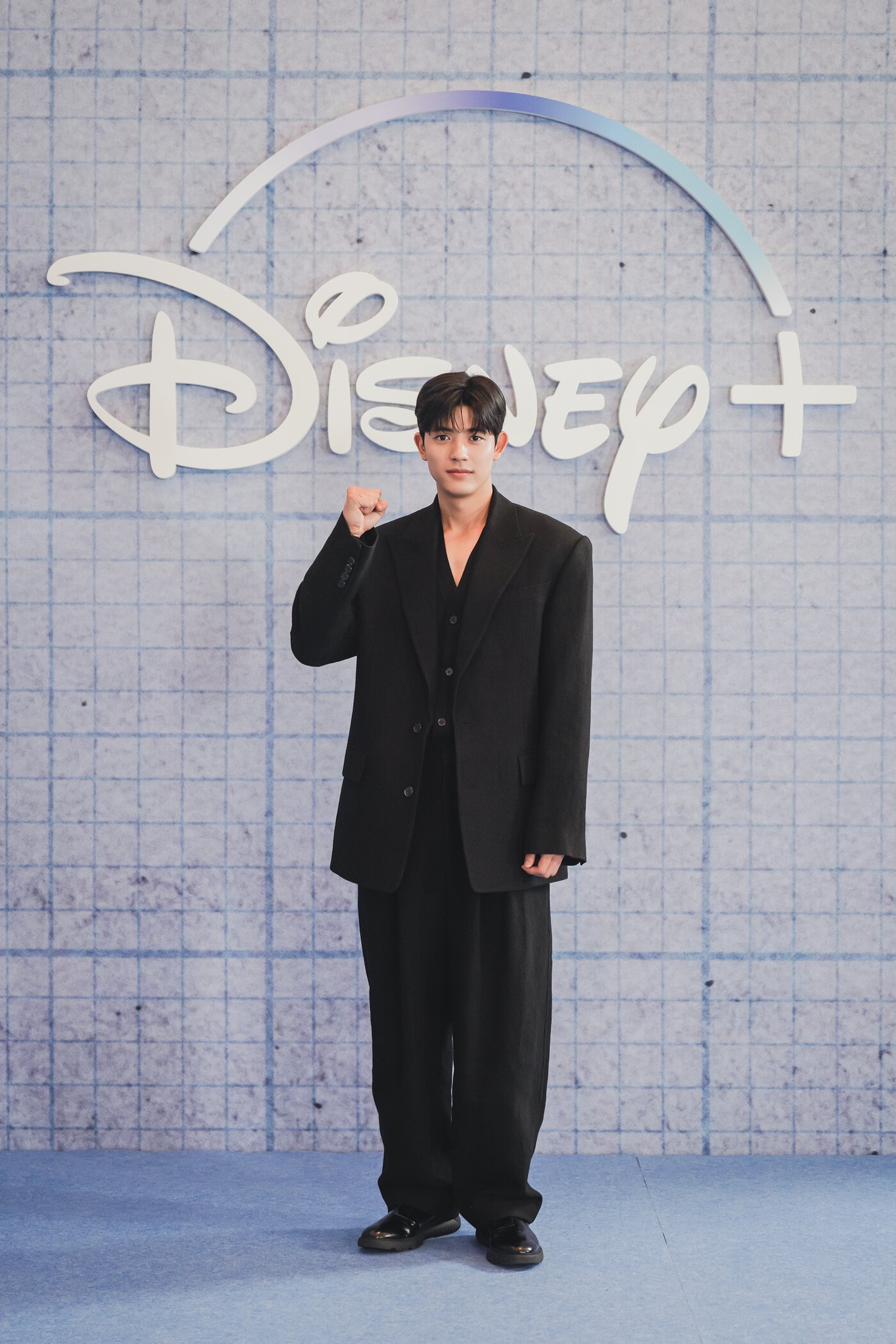 본문 이미지 - 배우 로몬 / 디즈니+ 3인칭 복수 제공