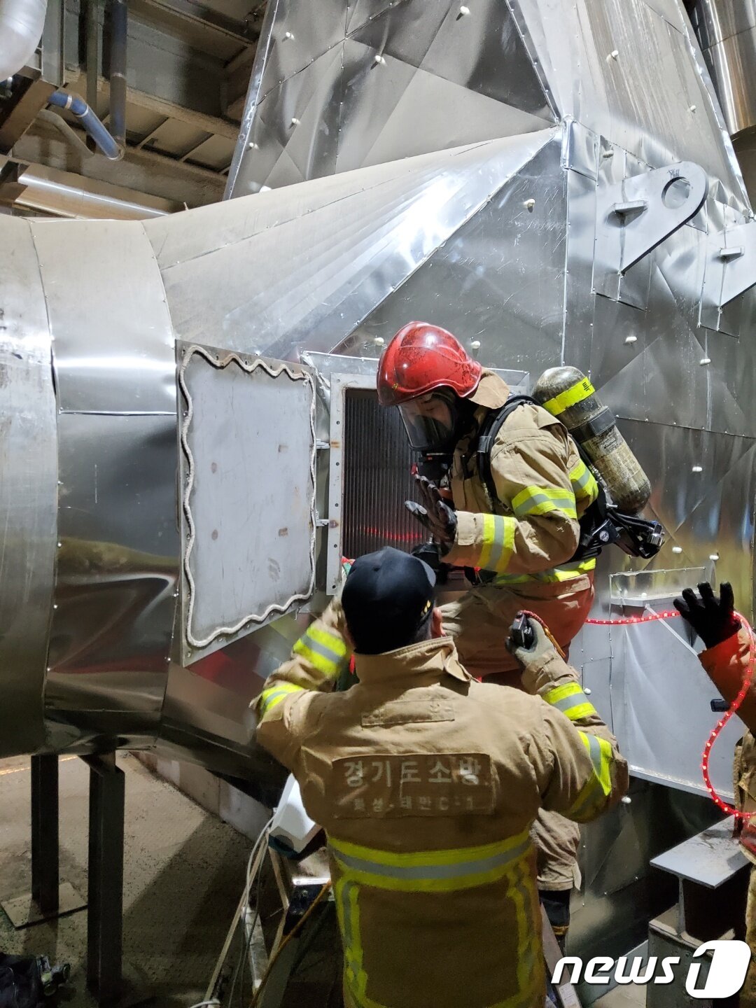 본문 이미지 - 사고 현장 모습.(경기도소방재난본부 제공)