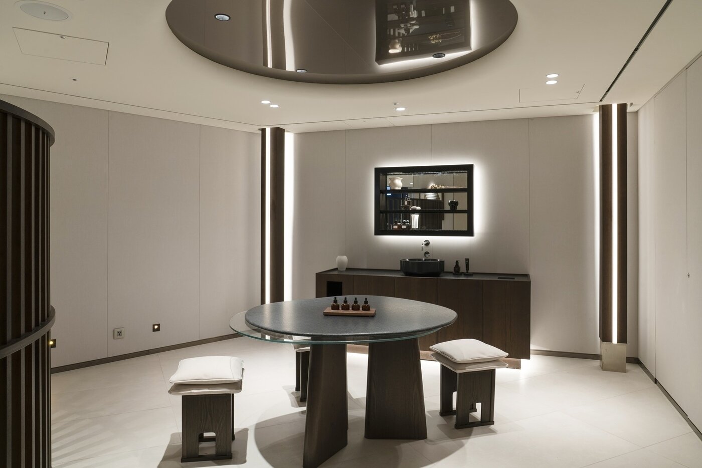 본문 이미지 - 오일 아틀리에(롯데호텔 제공)