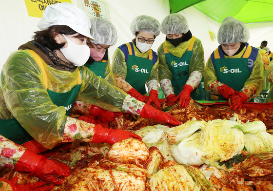 에쓰오일, 5000만 원 상당 송편·선물꾸러미 저소득 가정 전달