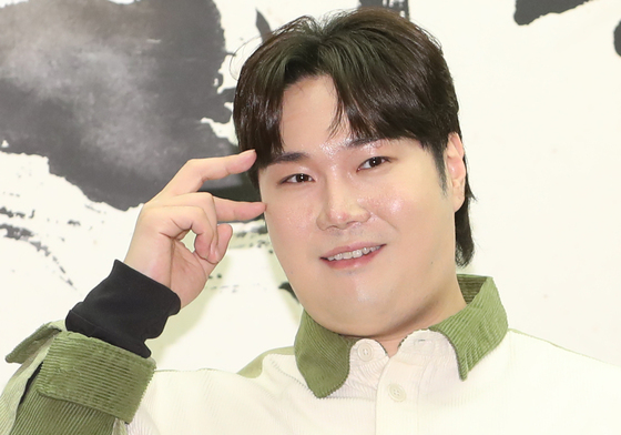 '강제추행' 유재환 항소심 혐의부인…검찰도 "형량 가볍다" 맞서