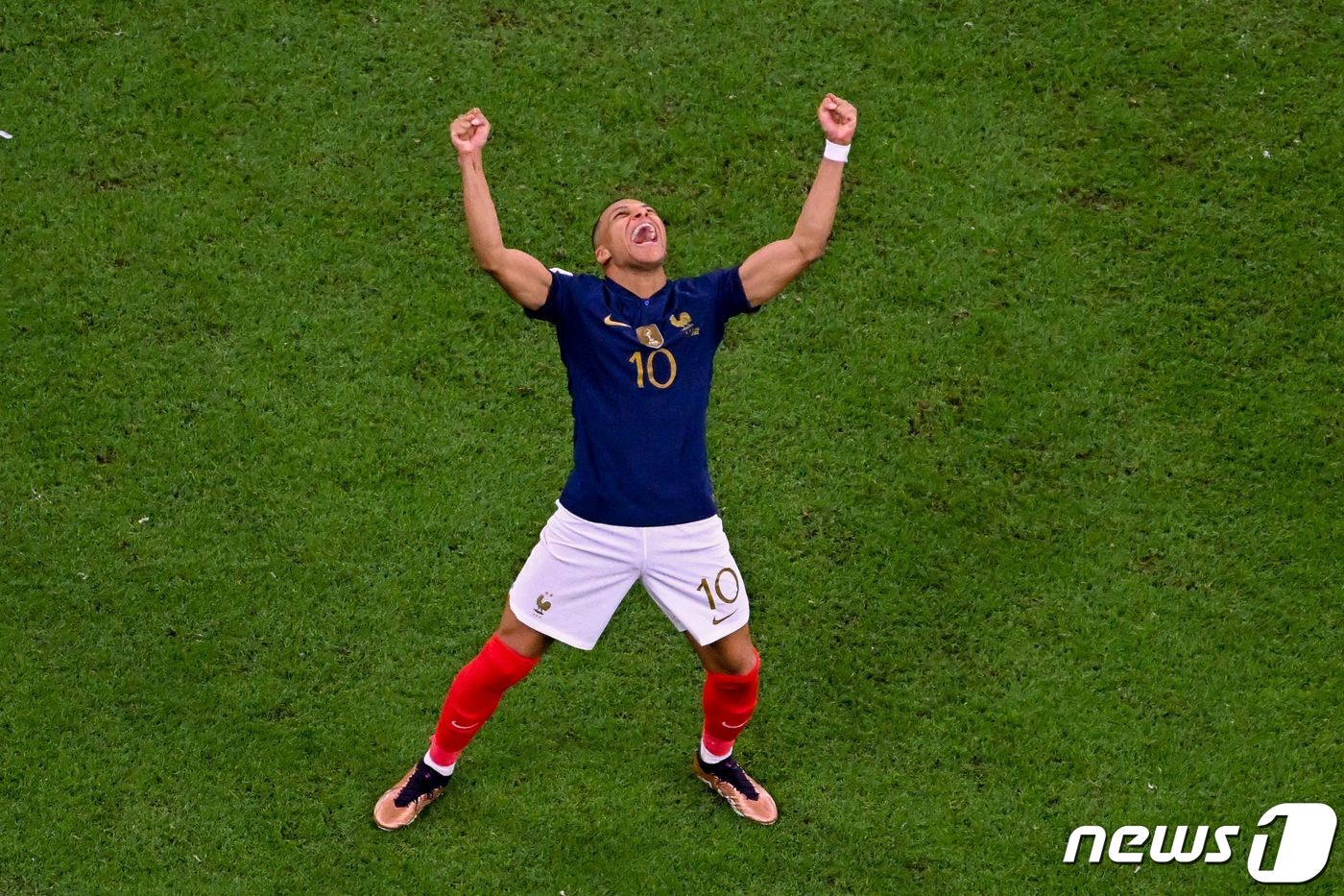 (도하 AFP=뉴스1) 김성식 기자 = 10일(현지시간) 카타르 도하 알코르 알베이트 스타디움에서 열린 2022 카타르 월드컵 8강전 잉글랜드와 프랑스의 경기에서 잉글랜드가 승부차 …