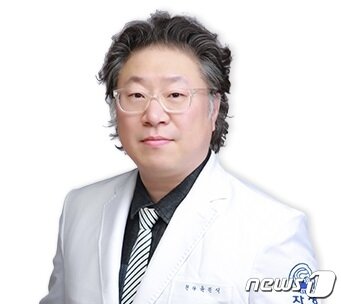 본문 이미지 - 윤문식 수원자생한방병원 병원장(=자생한방병원 제공.)
