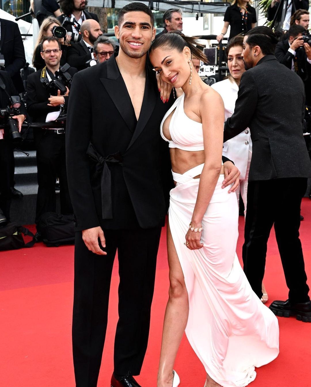 본문 이미지 - 아슈라프 하키미·히바 아부크 부부. (히바 아부크 인스타그램 갈무리)