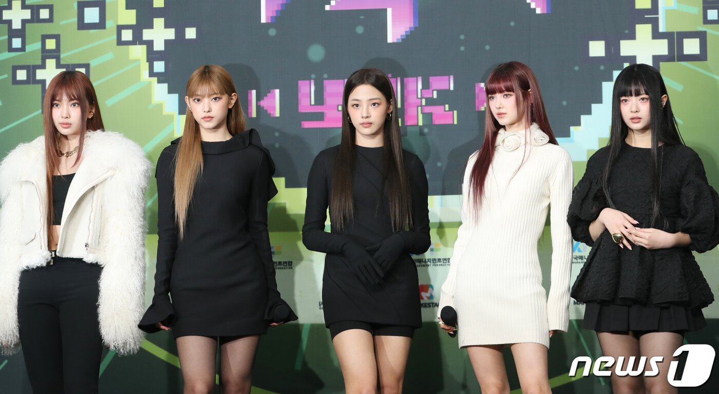 본문 이미지 - 그룹 뉴진스의 혜인&#40;왼쪽부터&#41;, 해린, 민지, 다니엘, 하니ⓒ 뉴스1