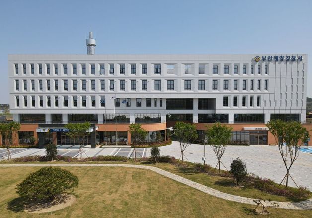 부안 해안가서 신원 미상 여성 숨진 채 발견