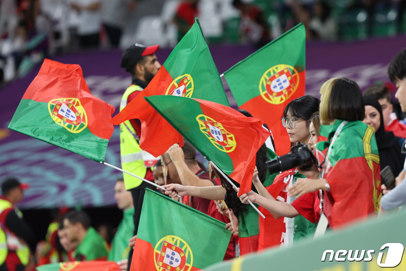 (알라이얀(카타르)=뉴스1) 이동해 기자 = 2일 오후(현지시간) 카타르 알라이얀 에듀케이션 시티 스타디움에서 열린 2022 카타르 월드컵 조별리그 H조 3차전 대한민국과 포르투갈 …