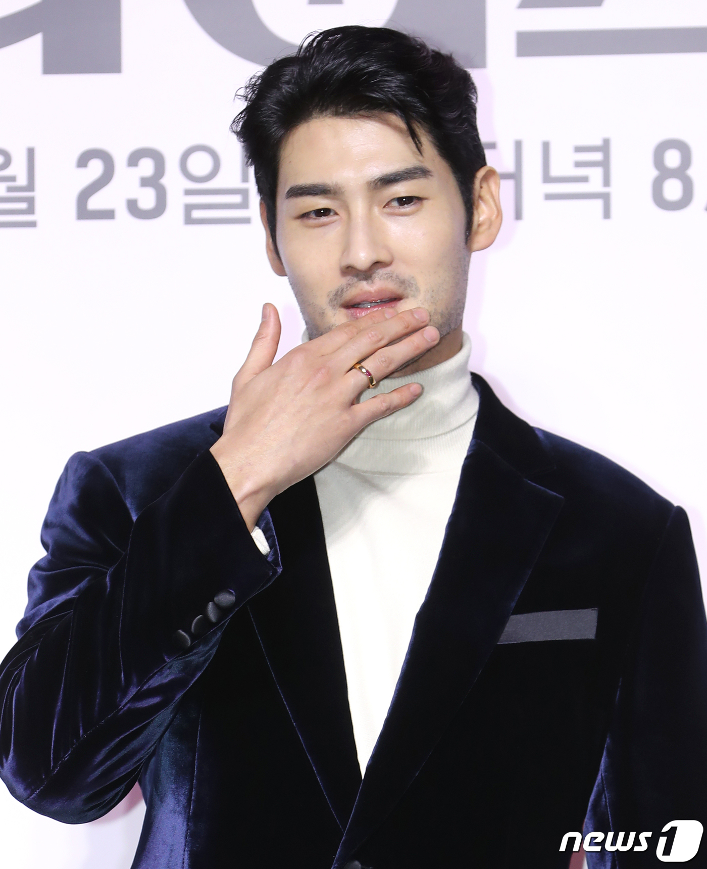 (서울=뉴스1) 권현진 기자 = 배우 최광록이 22일 서울 강남구 조선 팰리스 서울 강남에서 열린 쿠팡플레이 시리즈 '판타G스팟' 제작발표회에서 포즈를 취하고 있다.'판타G스팟'은 …