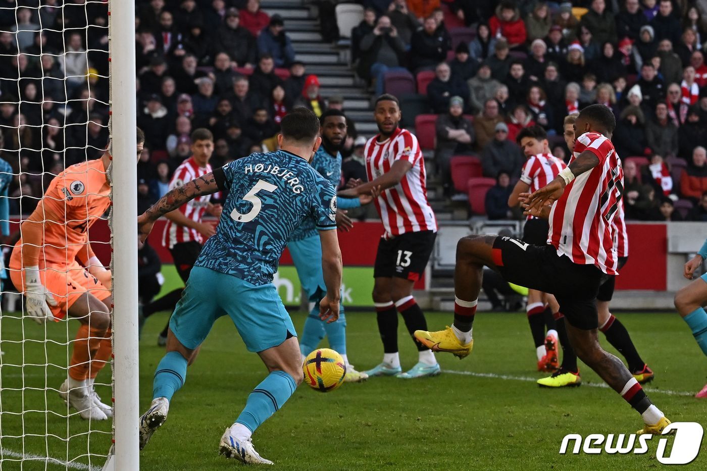 본문 이미지 - 브렌트포트의 2번째 득점 장면 ⓒ AFP=뉴스1